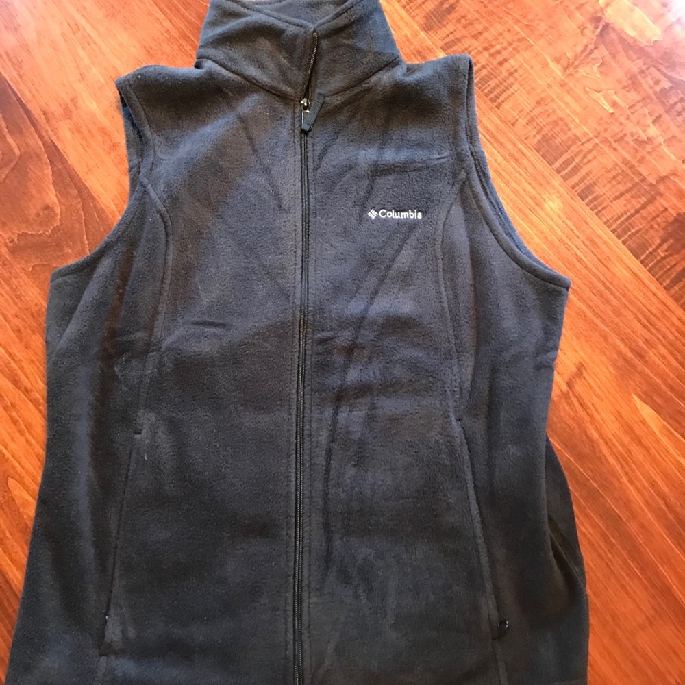 Columbia Vest